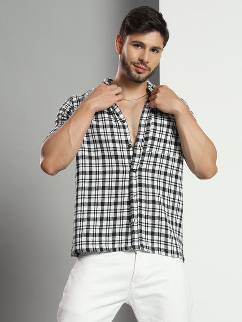 men checkered short sleeved casual shirt - 21451149 - Very Small Image - 1