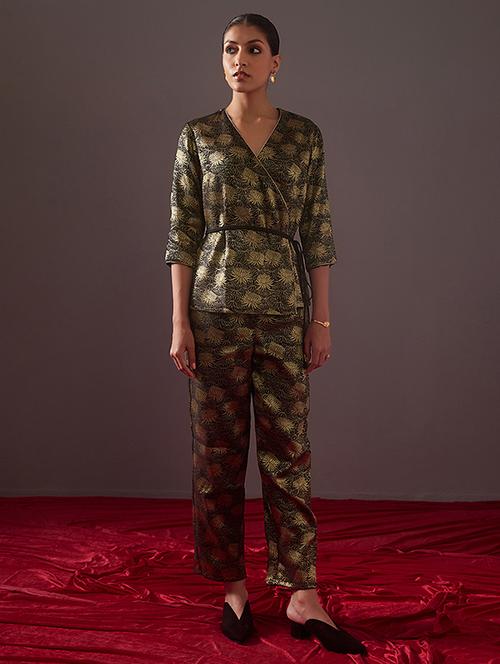 women black florals printed straight top - 21459518 - Very Small Image - 1