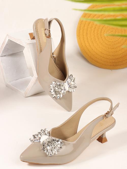 women grey back strap sandal - 21704605 - Very Small Image - 1