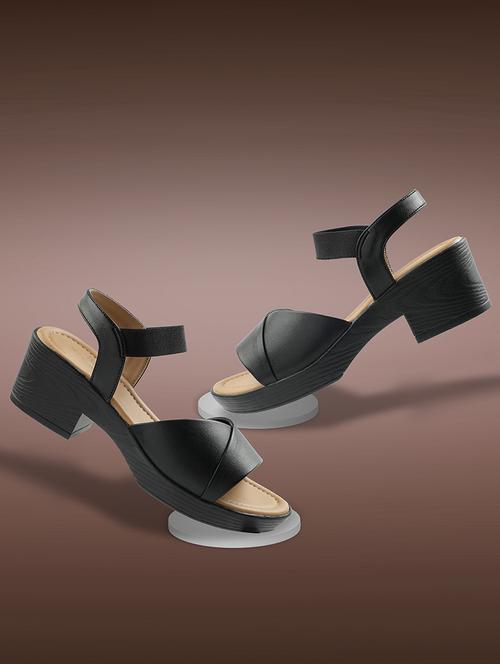 women solid back strap sandal - 21714176 - Very Small Image - 1