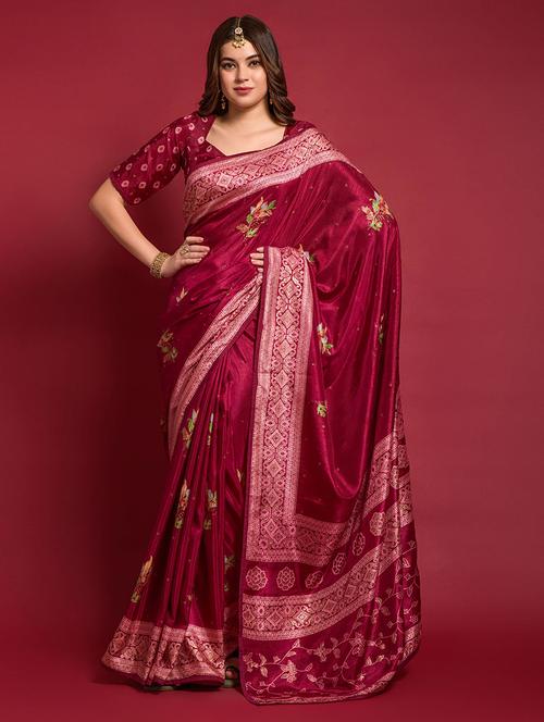 women magenta floral bordered saree with blouse - 21723582 - Very Small Image - 1