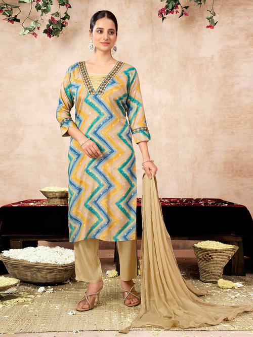 women three quarter sleeve kurta pant with dupatta set - 21732735 - Very Small Image - 1