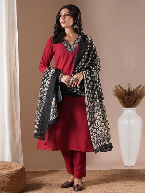 women printed kurta pant set with dupatta - 21743665 - Very Small Image - 1