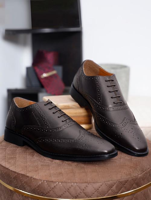 men solid lace-up brouges - 21748032 - Very Small Image - 1