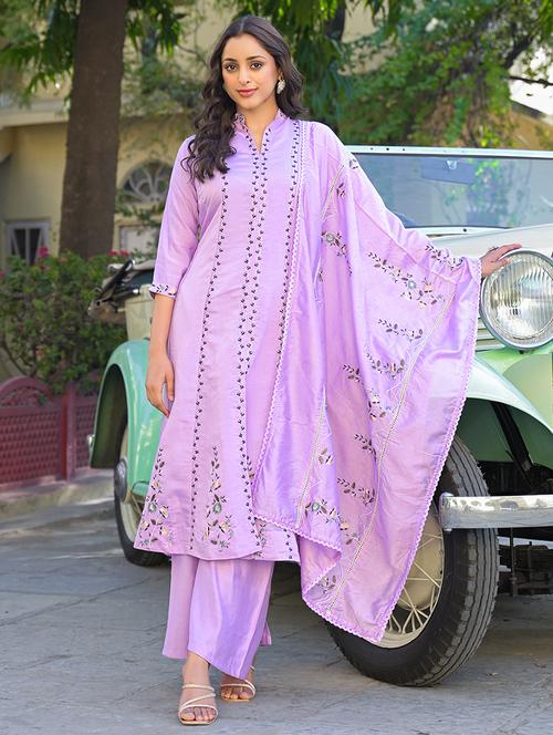 women three quarter sleeve kurta palazzo with dupatta set - 21785670 - Very Small Image - 1