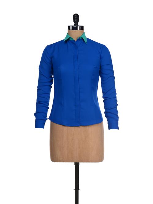 stylish blue shirt with green collar - 21848 - Very Small Image - 1