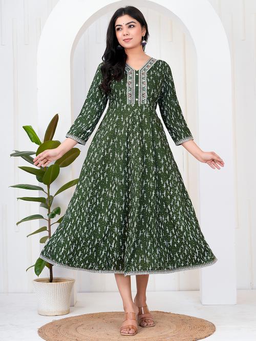 women printed three quarter sleeve flared ethnic dress - 21905846 - Very Small Image - 1