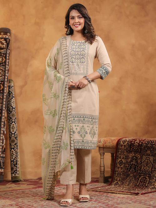 women three quarter sleeve kurta pant with dupatta set - 21919522 - Very Small Image - 1