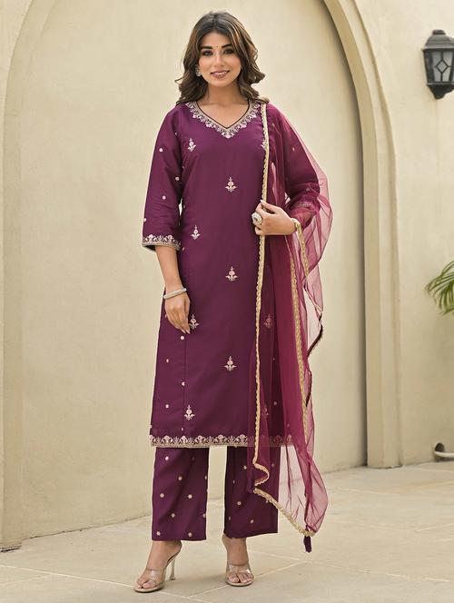 women three quarter sleeve kurta pant with dupatta set - 21919895 - Very Small Image - 1