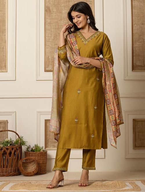 women three quarter sleeve kurta pant with dupatta set - 21934296 - Very Small Image - 1