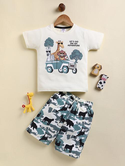 boys printed t-shirt and short set - 21947601 - Very Small Image - 1