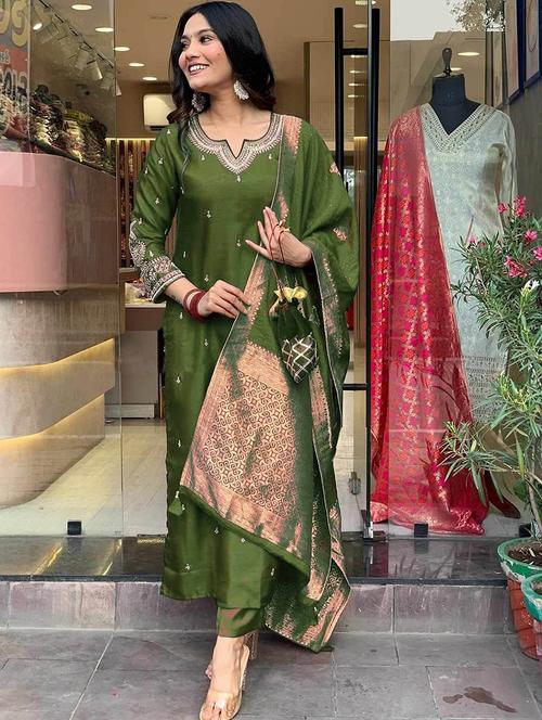 women three quarter sleeve kurta pant with dupatta set - 21954165 - Very Small Image - 1