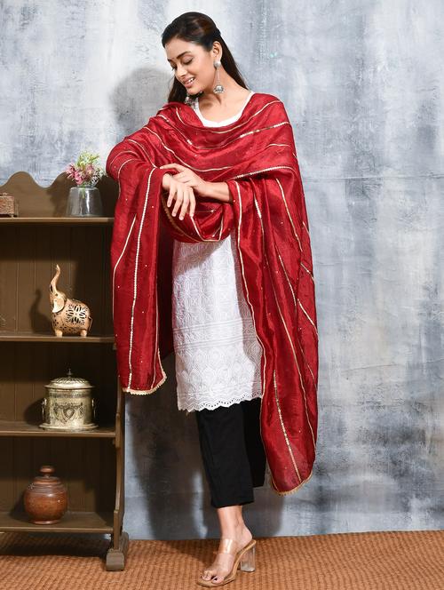 women solid with work embellished dupatta - 21965810 - Very Small Image - 1