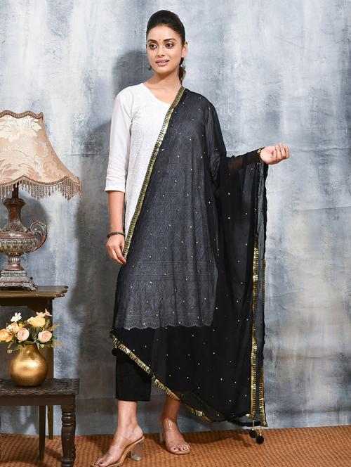 women solid with work embellished dupatta - 21965834 - Very Small Image - 1
