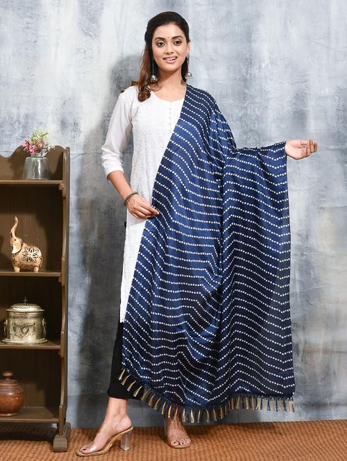 women blue bandhani printed dupatta - 21965854 - Very Small Image - 1