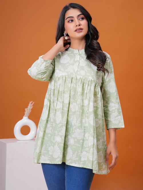 women floral three quarter sleeve flared tunic - 21968114 - Very Small Image - 1