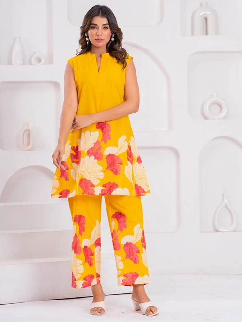 women yellow sleeveless regular fit ethnic co-ord set - 21969787 - Very Small Image - 1