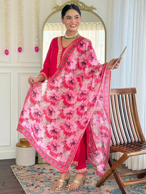women three quarter sleeve kurta pant with dupatta set - 21987352 - Very Small Image - 1