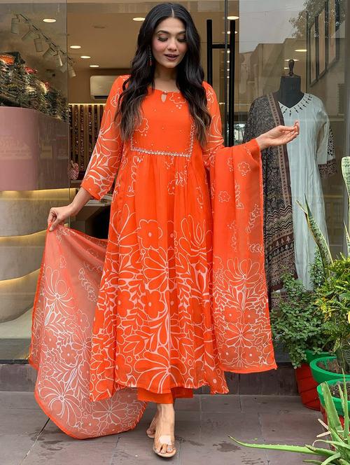women three quarter sleeve kurta pant with dupatta set - 21987380 - Very Small Image - 1