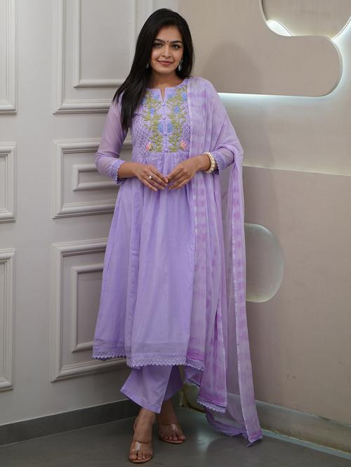 women embroidered three quarter sleeve kurta pant with dupatta set - 22004618 - Very Small Image - 1