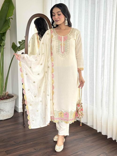 women embroidered three quarter sleeve kurta pant with dupatta set - 22009443 - Very Small Image - 1