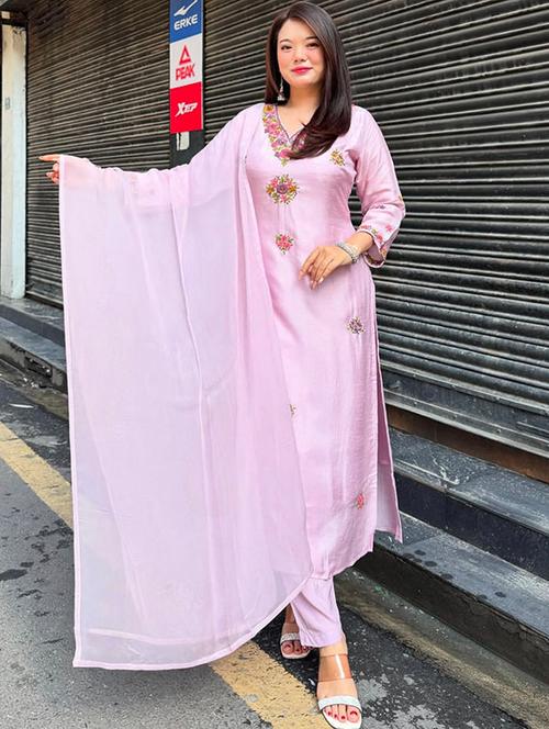 women embroidered three quarter sleeve kurta pant with dupatta set - 22014131 - Very Small Image - 1