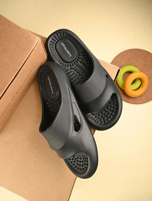 men solid slip on slider - 22020495 - Very Small Image - 1