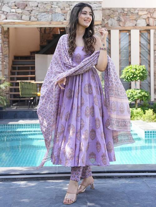 women printed sleeveless kurta pant with dupatta set - 22057670 - Very Small Image - 1