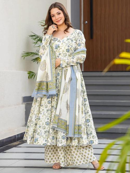 women floral long sleeve kurta palazzo with dupatta set - 22057672 - Very Small Image - 1