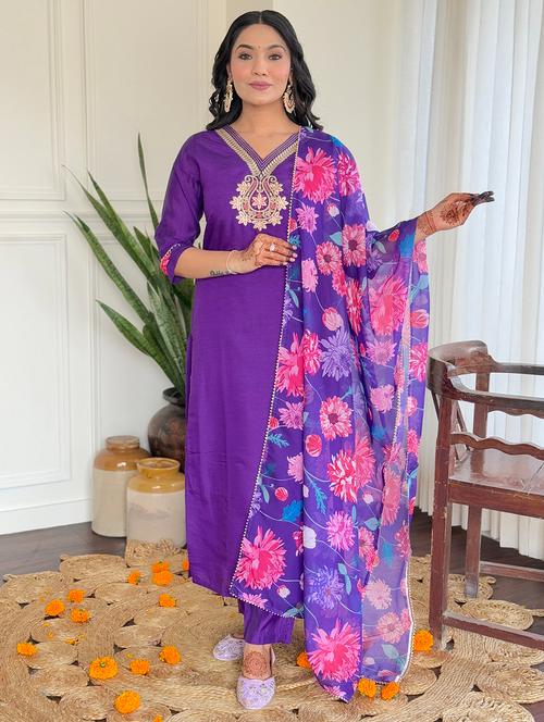 women three quarter sleeve kurta pant with dupatta set - 22060187 - Very Small Image - 1