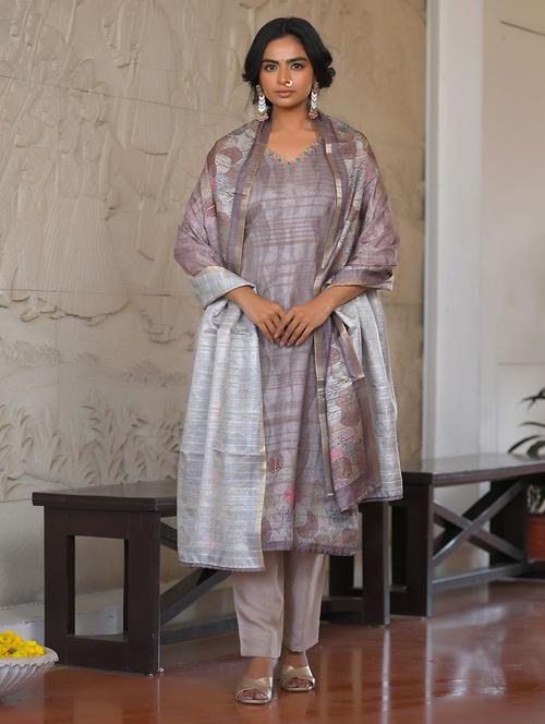 women three quarter sleeve kurta pant with dupatta set - 22068478 - Very Small Image - 1