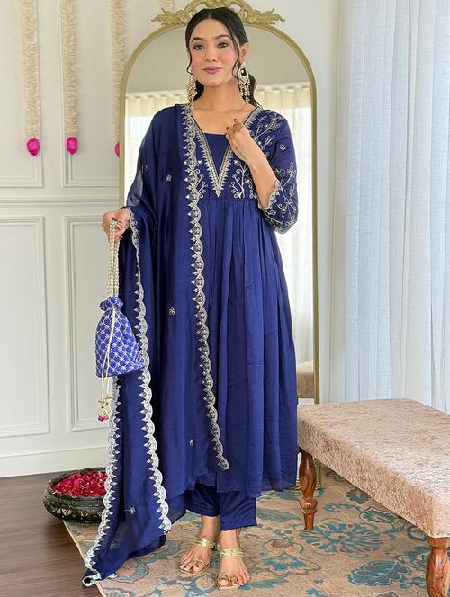 women embroidered three quarter sleeve kurta pant with dupatta set - 22080923 - Very Small Image - 1