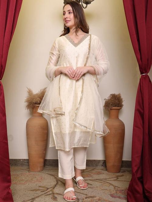 women embroidered three quarter sleeve kurta pant with dupatta set - 22083227 - Very Small Image - 1