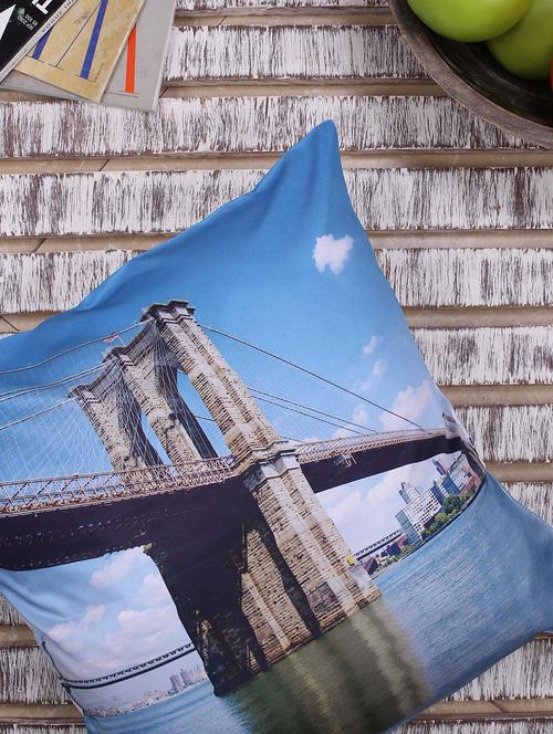 Beautiful bridge cushion cover - 35241 - Very Small Image - 1