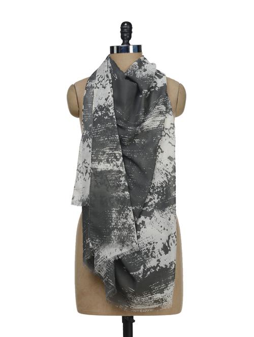 Printed Grey Scarf - 48703 - Very Small Image - 1