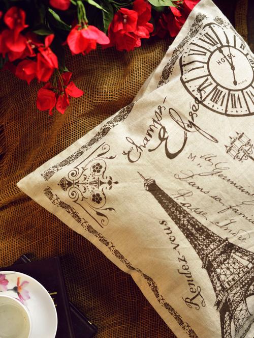 beige digital print cushion cover - 64257 - Very Small Image - 1