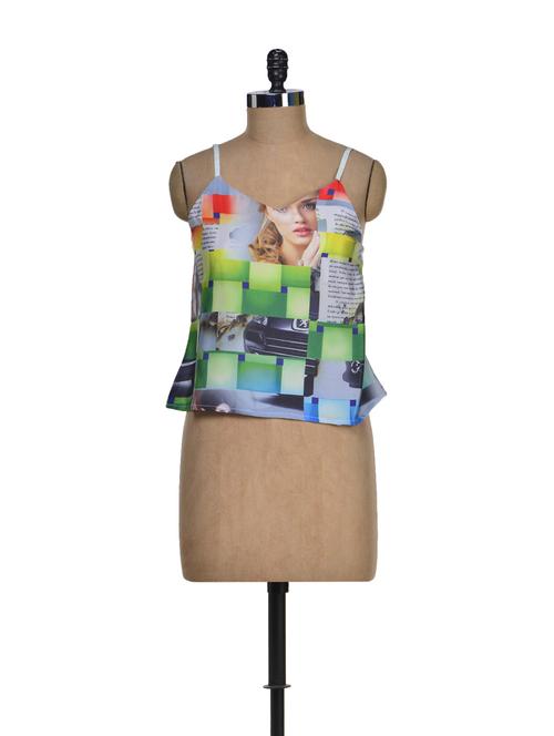 graphic print top - 66320 - Very Small Image - 1