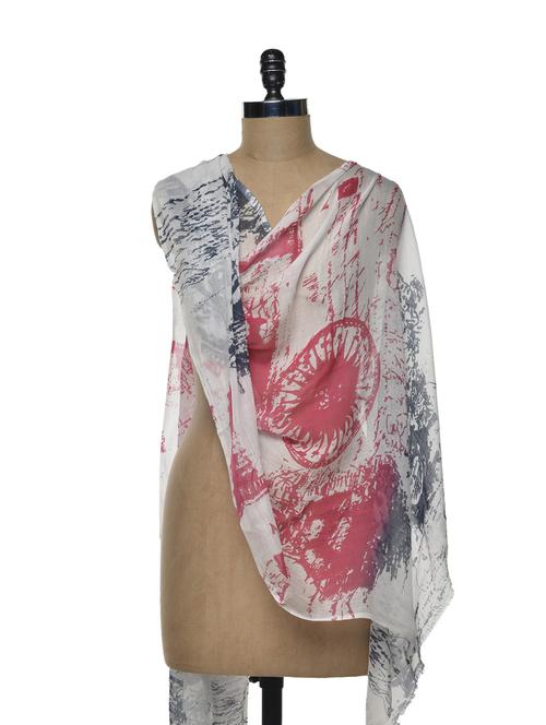 red and white modal scarf - 77490 - Very Small Image - 1