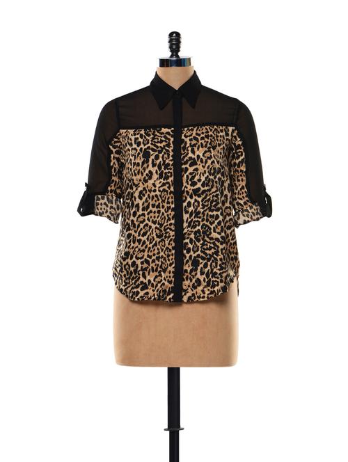 tiger print shirt with adjustable sleeve tabs - 80479 - Very Small Image - 1