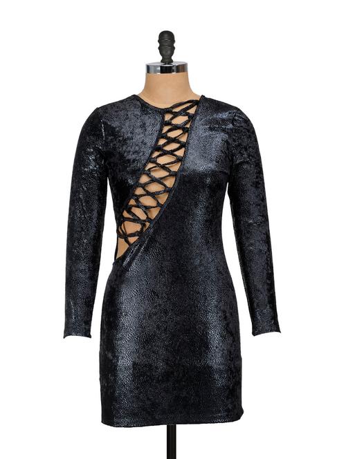 shiny black lace-up dress - 854718 - Very Small Image - 1