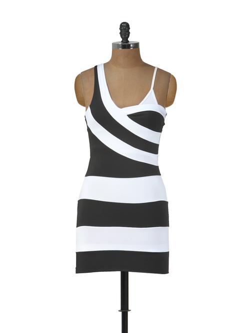black and white striped dress - 896515 - Very Small Image - 1