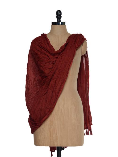 crushed maroon dupatta with tassels - 897371 - Very Small Image - 1