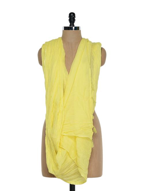 crushed lime dupatta with tassels - 897374 - Very Small Image - 1