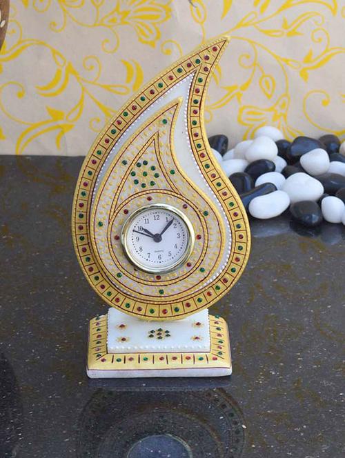 glamorous gold colored trophy clock - 900576 - Very Small Image - 1