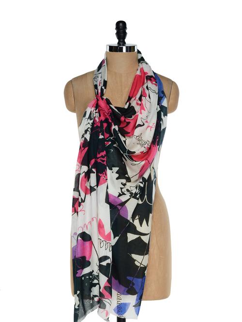 multi coloured trendy scarf with digital prints - 901234 - Very Small Image - 1