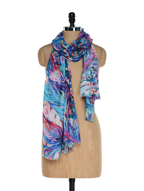multi coloured trendy scarf with digital prints - 901240 - Very Small Image - 1