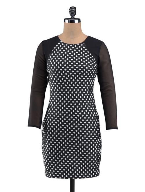 geometric monochrome printed bodycon dress - 901568 - Very Small Image - 1