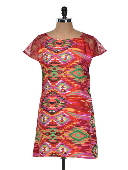 Red Kurti with Geometric Print - 934114 - Very Small Image - 1