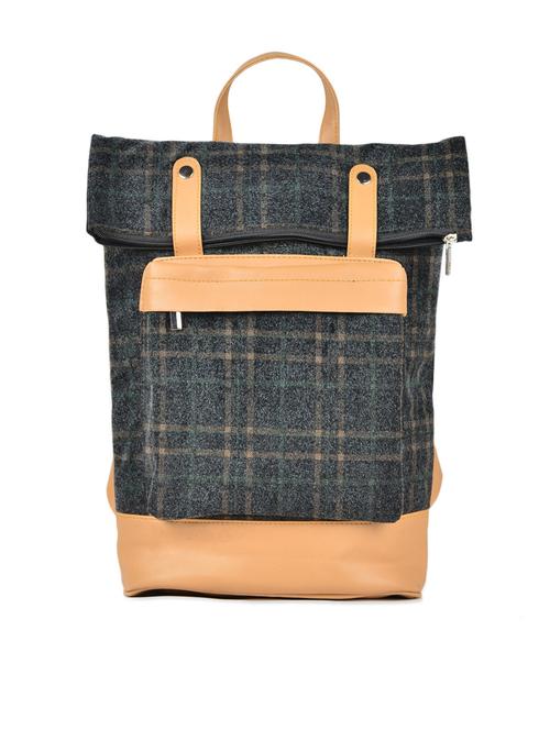 Grey leatherette backpack - 936187 - Very Small Image - 1