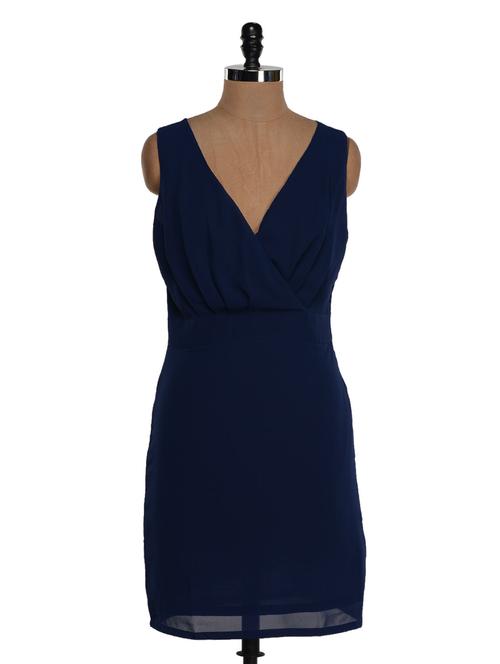 sleeveless overlap neck dress - 936597 - Very Small Image - 1